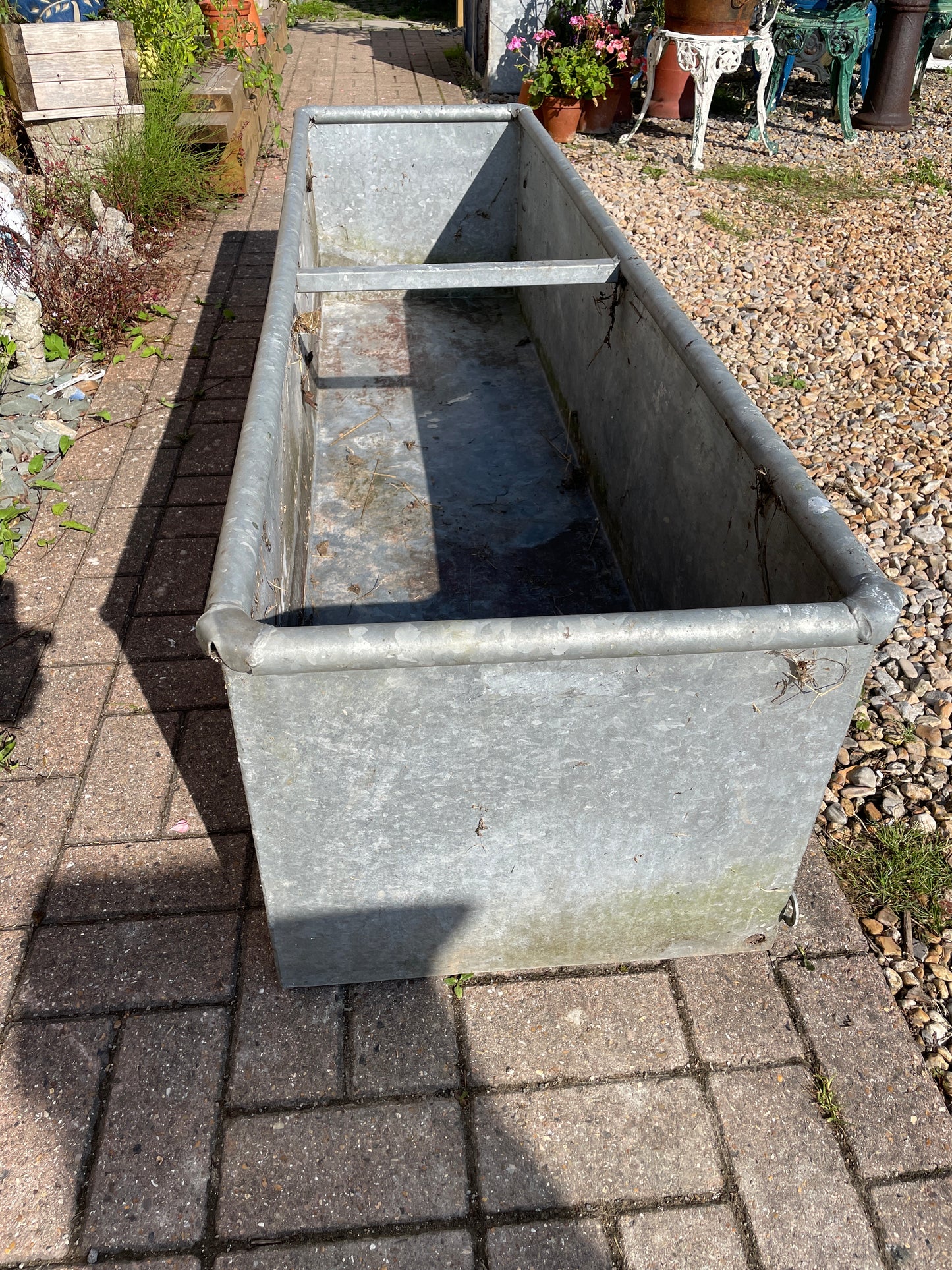 Galvanised water trough planter water feature 6ft.