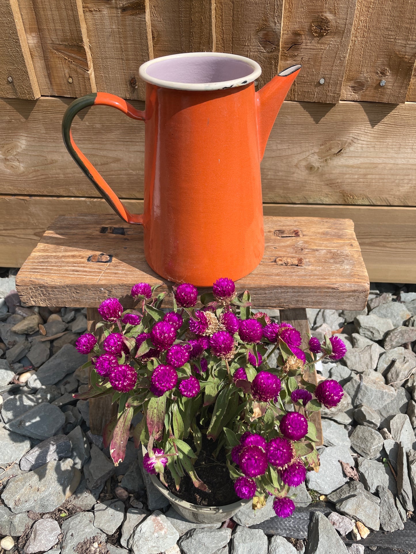 Enamel jug orange 1L.