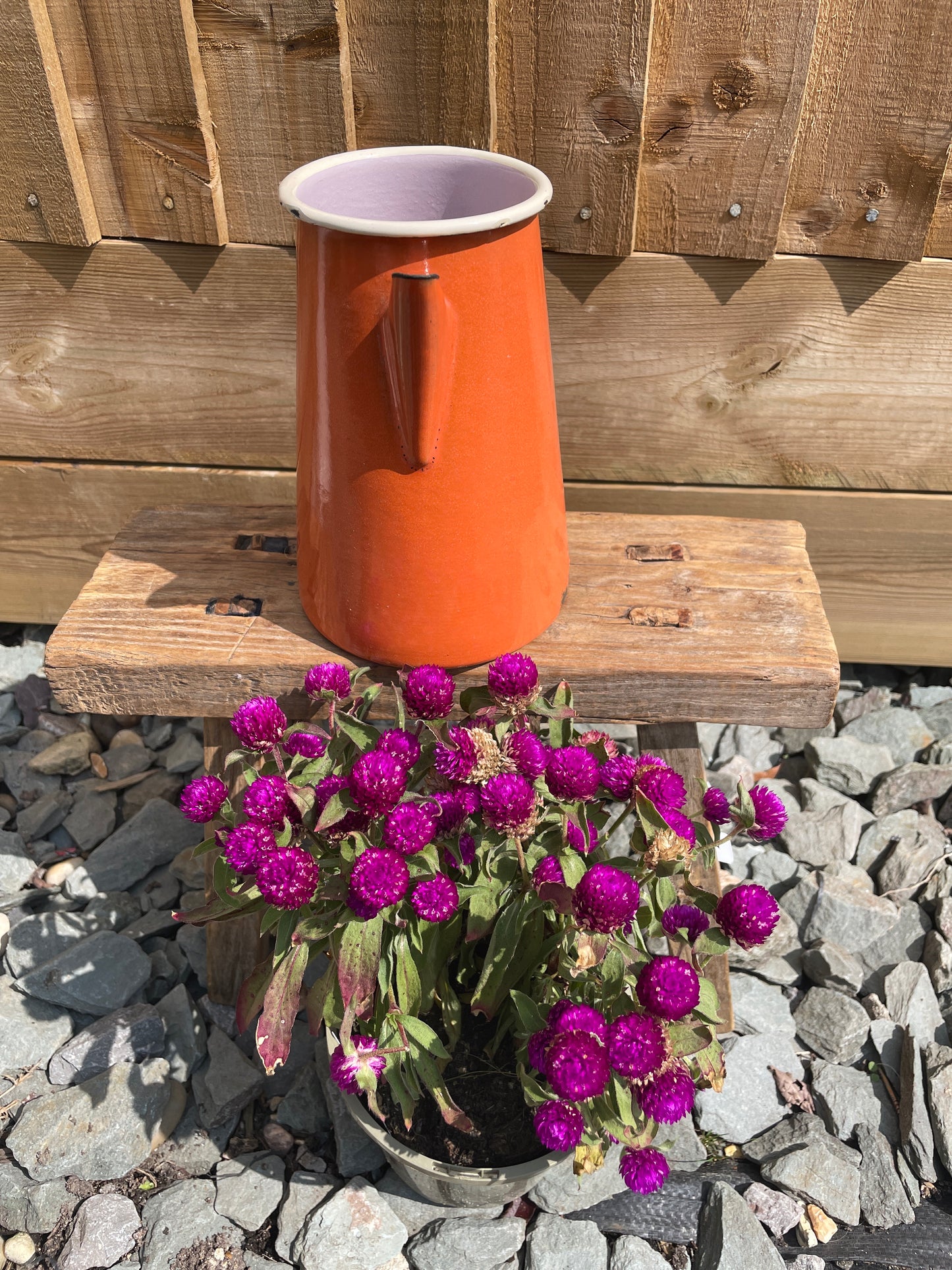 Enamel jug orange 1L.