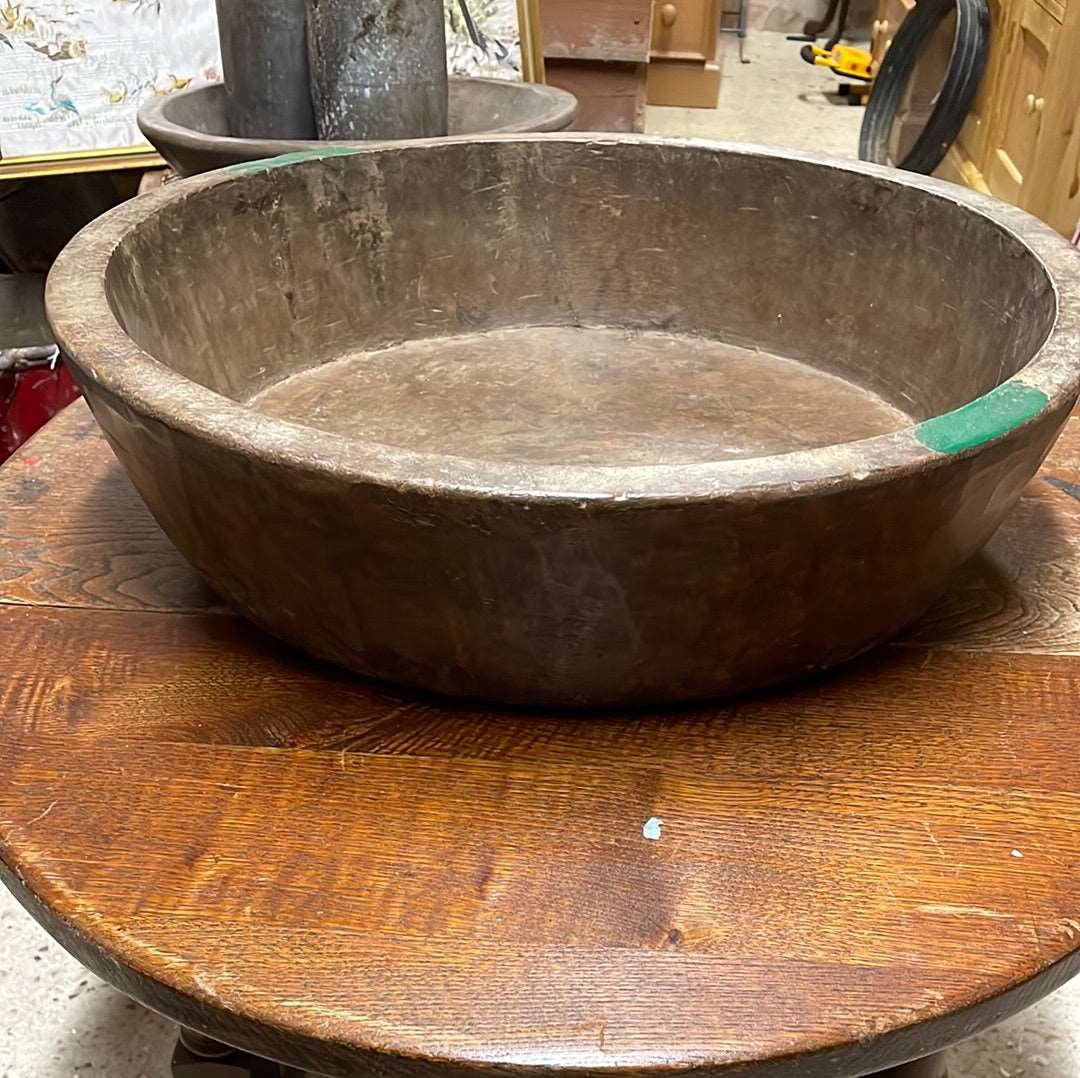 Carved Asian wooden parat bowl large.