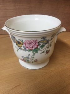 Crown Staffordshire Chelsea Manor Posy Bowl